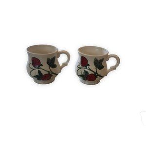Vintage Strawberry Vine‎ Cottage Core Mug / Cup Set of 2